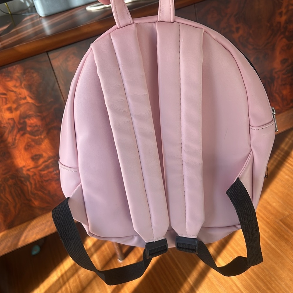 Minnie Backpack - Picture 3 of 6